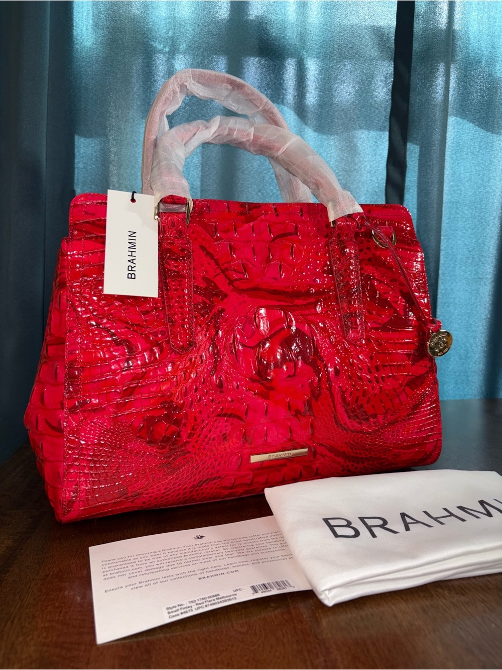 Brahmin NWT Sm Finley - Red Flare - Metallic - Front EYE -Feminine -Bold